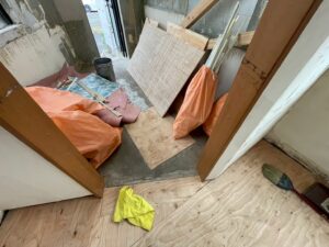合板取付け完了